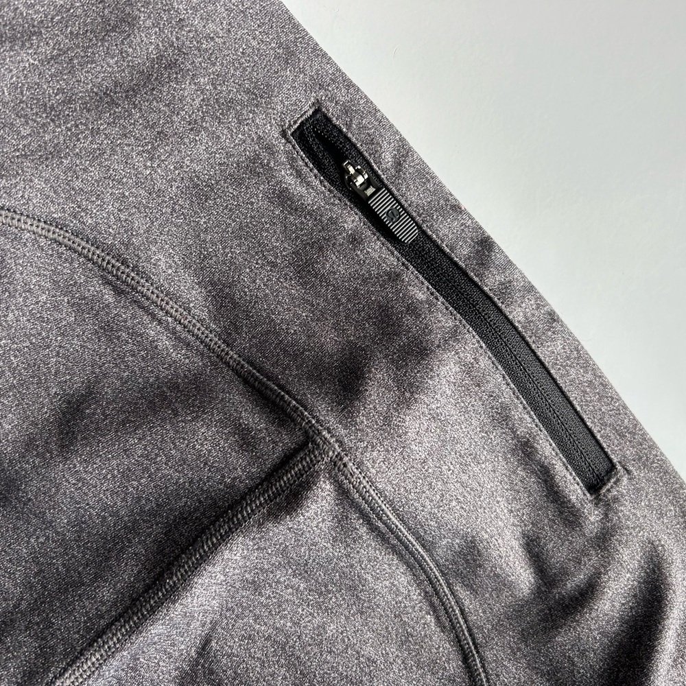 grey lululemon leggings - Picture 4 of 5